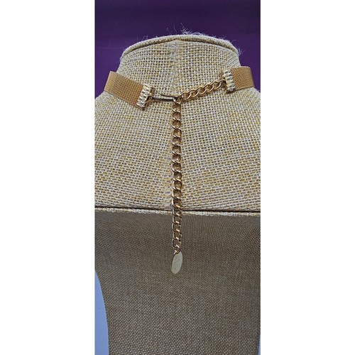 Beautiful Vintage Blue Left Facing Cameo Gold Tone Mesh Choker Necklace 11"-15"L - Picture 5 of 5