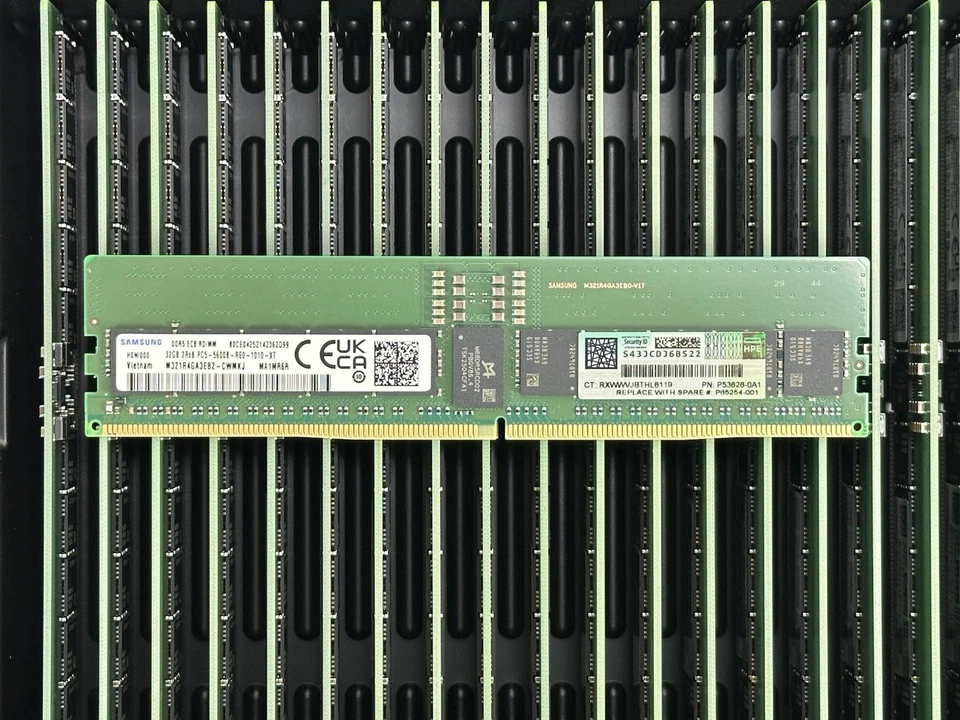 HPE P53626-0A1 1x 32GB 2Rx8 PC5-5600B-R ECC RDIMM DDR5 RAM Server Memory Samsung - Image 2 of 4