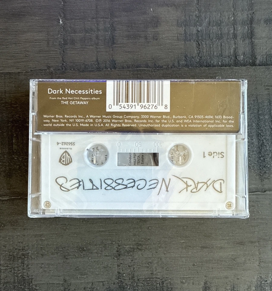 2016 Red Hot Chili Peppers Dark Necessities Cassette Tape Foto 4 de 4