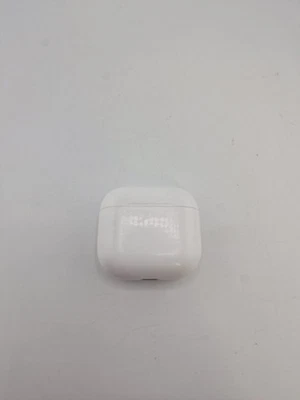 Apple AirPods 4 ANC