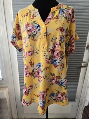 Flower Feather Floral Yellow Ss Top Sz 3XL Two Zipper Pockets