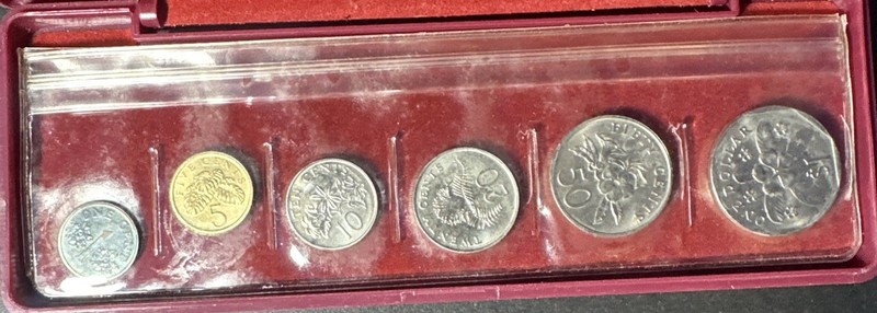 1986 Singapore 6 Pc Uncirculated Coin Set In Original Packaging 