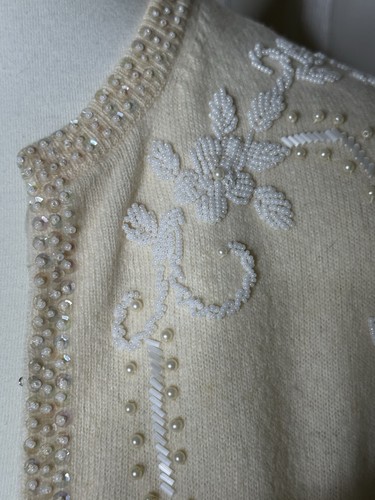 Vintage Jeri Jo Ivory Beaded Sweater Wool? Size 42 Bust 38" - Picture 24 of 24