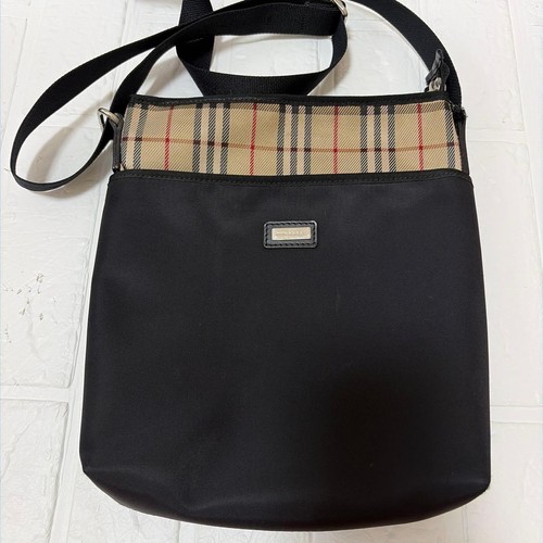 Burberry Nylon Nova Check Shoulder Bag Black Beige Italy Authentic Crossbody