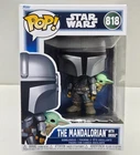 THE MANDALORIAN with GROGU - Star Wars Funko POP! #818 Bobblehead NEW / BOX WEAR