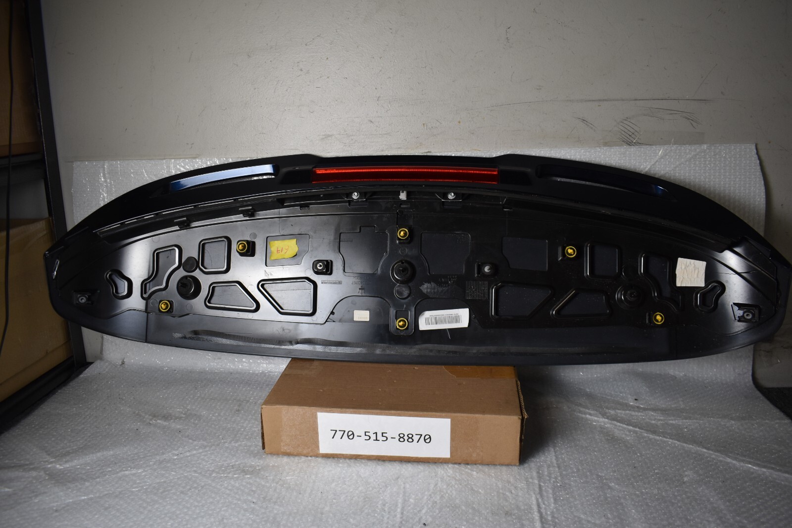 MASERATI LEVANTE REAR ROOF LIFTGATE 2017-2020 OEM 670040267