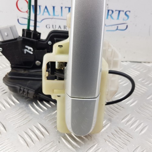 KIA SORENTO XM DOOR LOCK MECHANISM & HANDLE FRONT LEFT SIDE 81310-2P020 2011 MK2 - Picture 7 of 14
