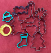 Cookie Cutters Metal  Plastic Gingerbread Man, Heart, Tree, Snowman..Lot of 11