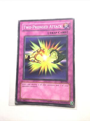 TWO-PRONGED ATTACK - SDY-028 - Yugioh Card - PL
