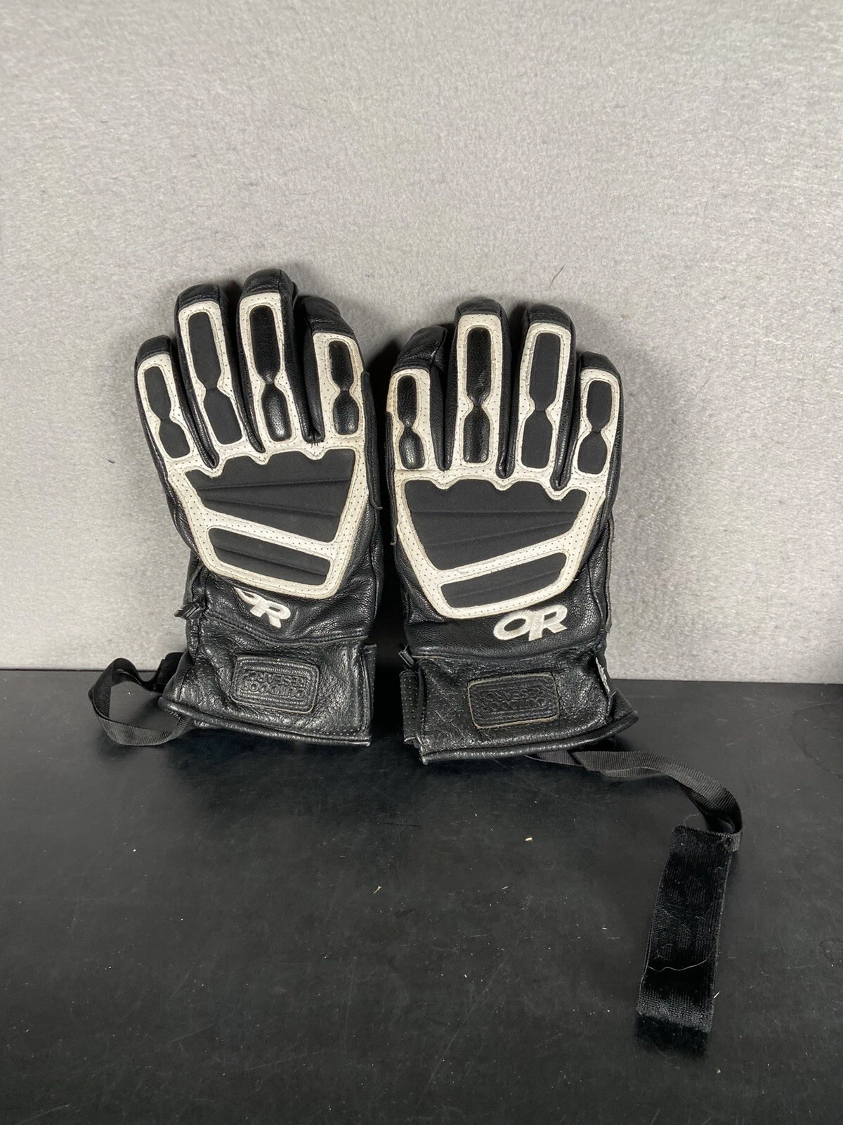 Outdoor Research Mute Sensor Snow Gloves Mens Size Large L
Opens in a new window or tab