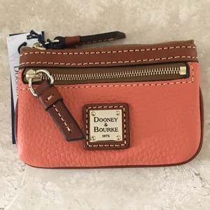 dooney and bourke small coin case