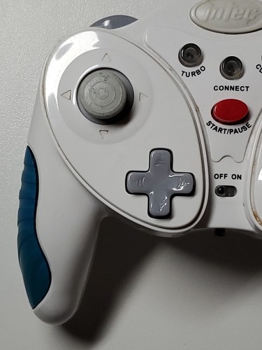 Intec Wireless White Gamecube Controller W Battery Cover - Untested - No Dongle - Picture 2 of 13