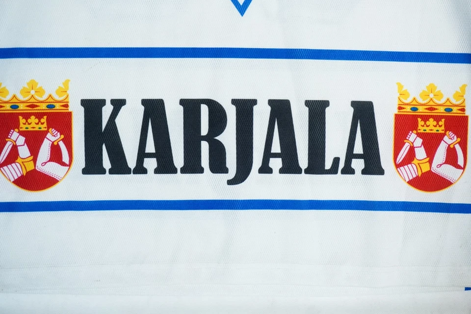 Vintage Suomi Finland Karjala #03 Hockey Jersey Men's M / L - Image 2 of 4