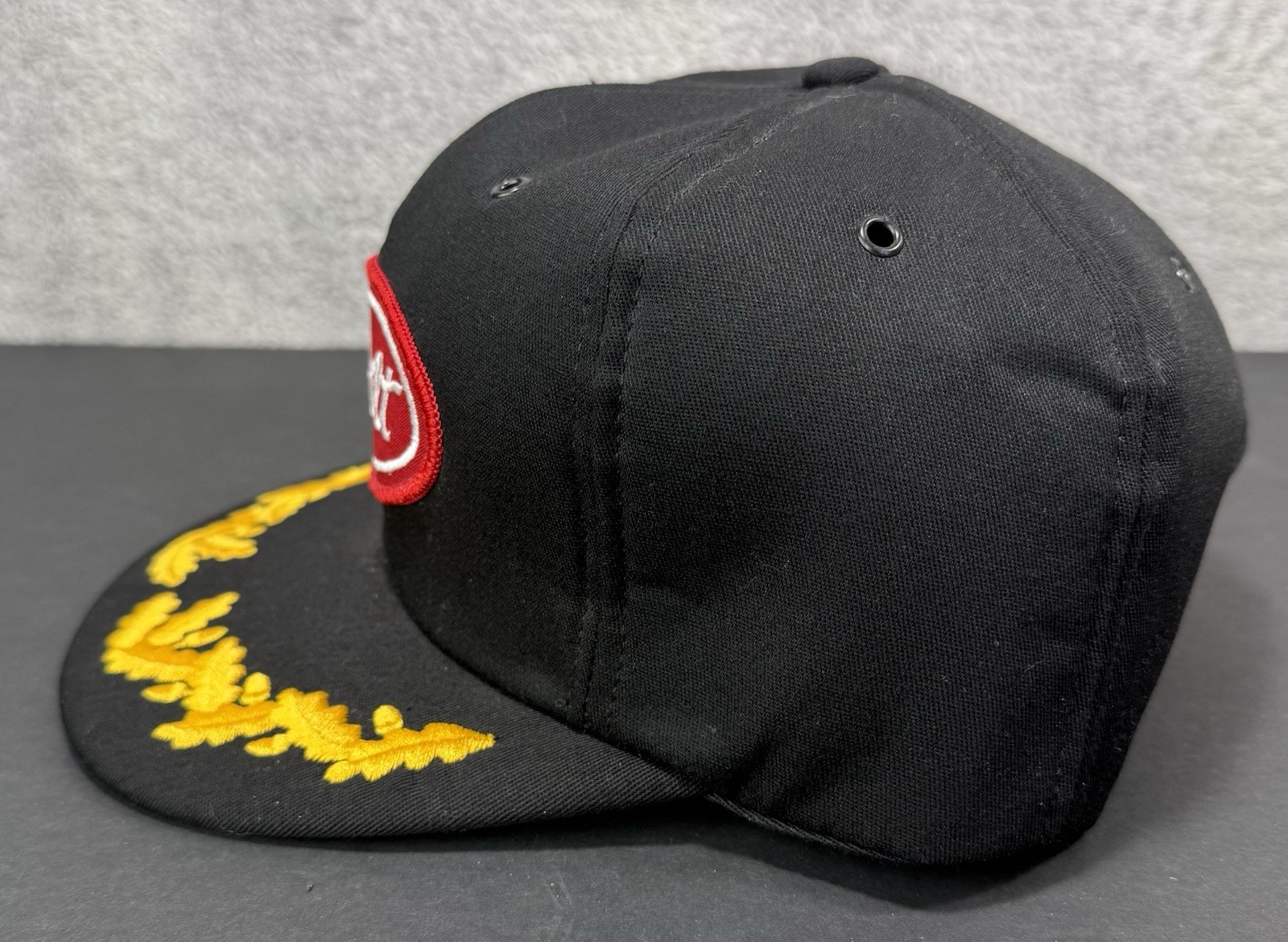 VTG Peterbilt Snapback Trucker Hat Patch Cap Scra… - image 2