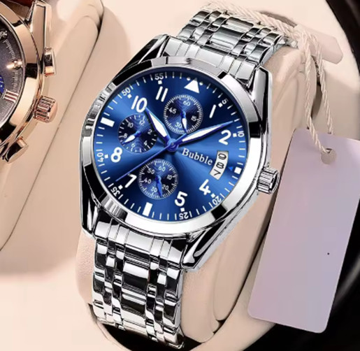 Montre pour hommes lumière de luxe en acier brossé et verre saphir