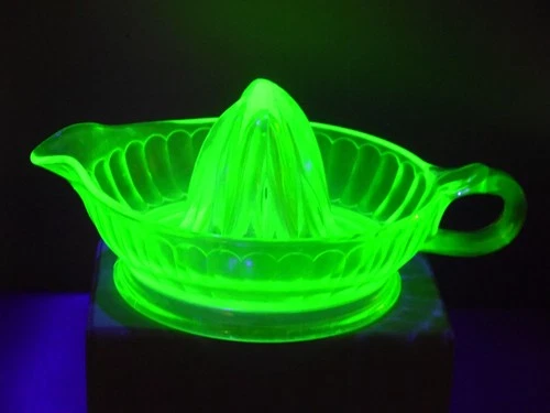 Anchor Hocking * Juicer Reamer * Green Uranium Glass * 8.5" * 1930s * 0620