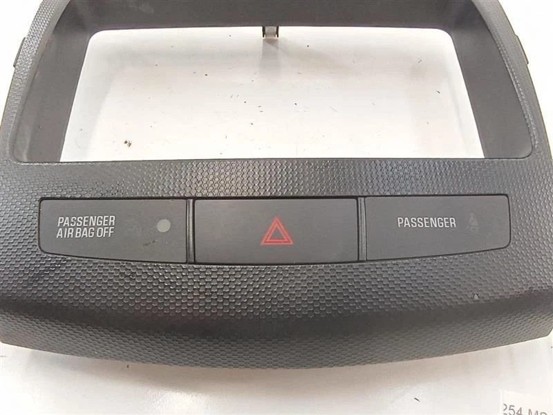 MITSUBISHI OUTLANDER 2008 TABLERO RADIO AUDIO BISEL OEM H45ZG0211 Foto 2 de 4