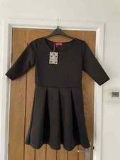 BNWT Boohoo Dress Size 12 Skater Fit & Flare Thick Stretch Fabric Pleated