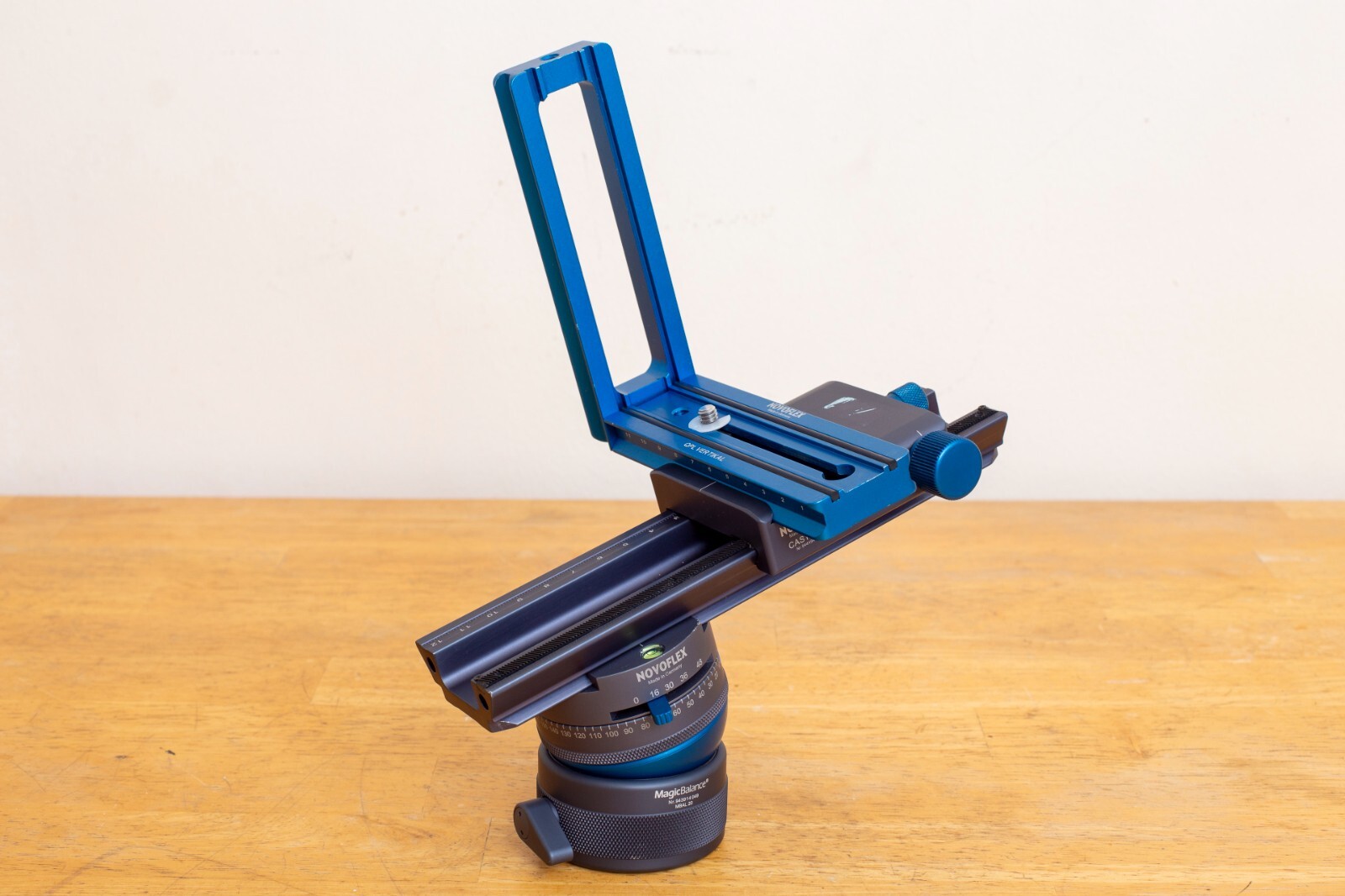 [EXCELLENT] Novoflex VR-System III Single Row Panorama System + MagicBalance