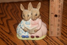 Vintage Bunnykins Royal Doulton Rabbit Storytime Figurine DB 9  1974 Mark