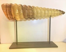 FUSION Z MOUTH  BLOWN ART GLASS SCULPTURE SHELL DESIGN ON METAL STAND