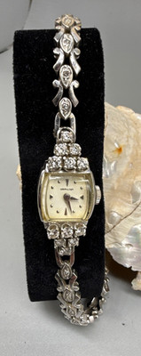 Stunning Art Deco Hamilton 14kt White Gold Diamond Watch Working 