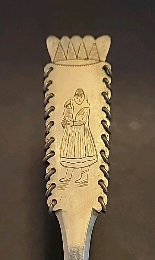 老式瑞典银勺。 SAMI 妇女和儿童手柄。 驯鹿镀金碗 — 第 2/4 张图片