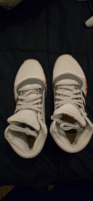 adidas Marquee Boost Men's White Basketball Sneakers Size 12 G26212