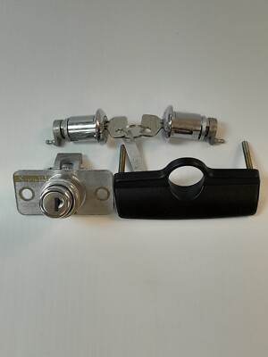 LADA 2104 DOOR AND TRUNK LOCK/LLAVIN PUERTAS Y MALETERO LADA 2104