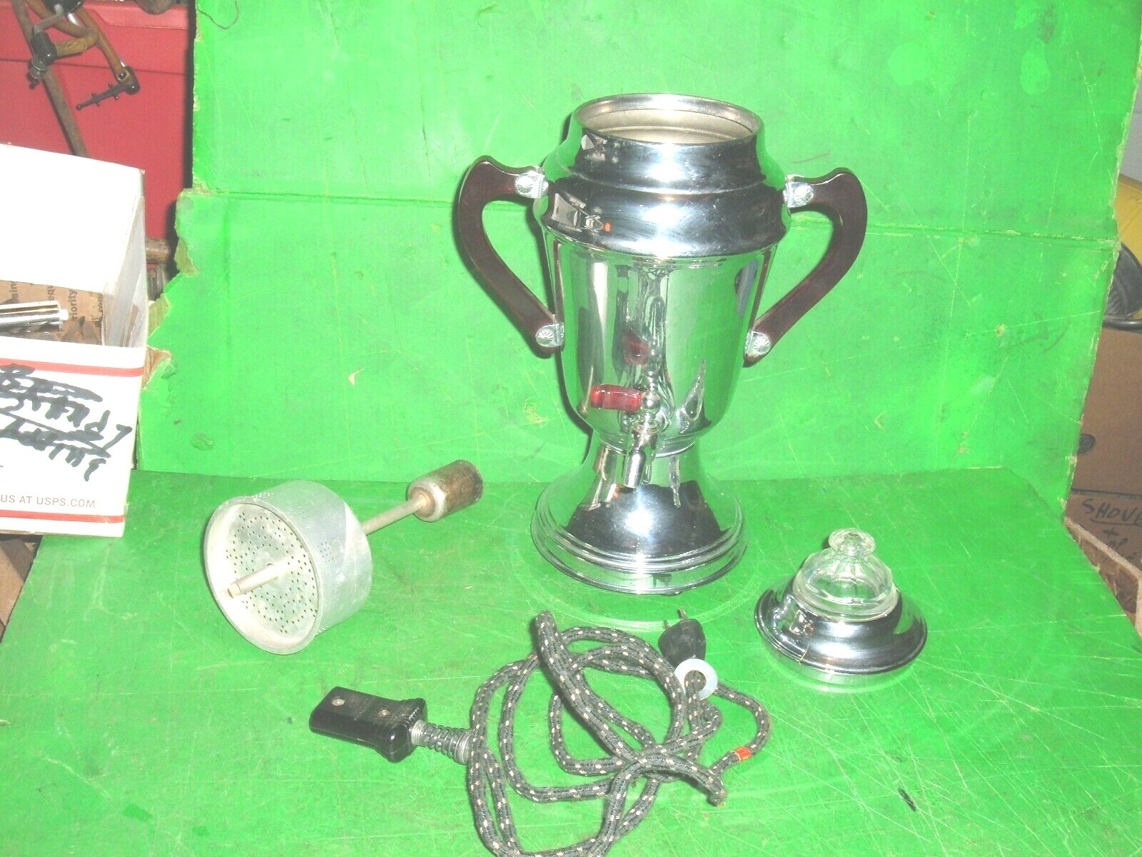 fancy vtg united coffee pot w/ pretty beautiful red bakelite or lucite handles