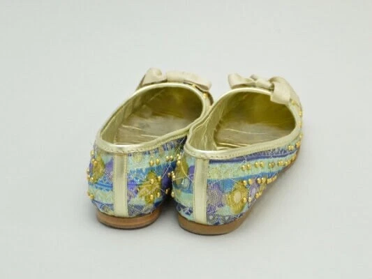 Taglia 35 1 2 MIU MIU scarpe da ballo décolleté con borchie oro glitter multicolore 5F7631