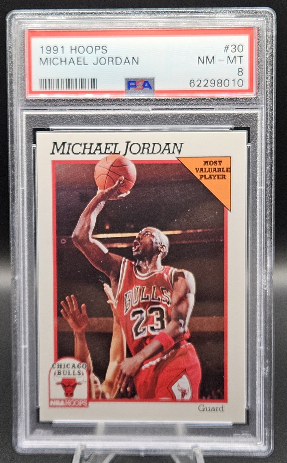 1991-92 Hoops #30 Michael Jordan PSA 8