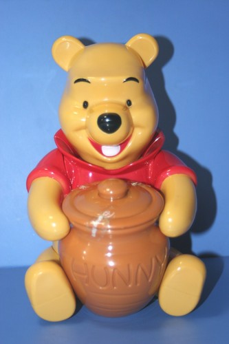 Disney Store Winnie the Pooh Figura de Plástico Muñeca Hunny Pot 7.68" Caja de Caramelos - Imagen 2 de 14