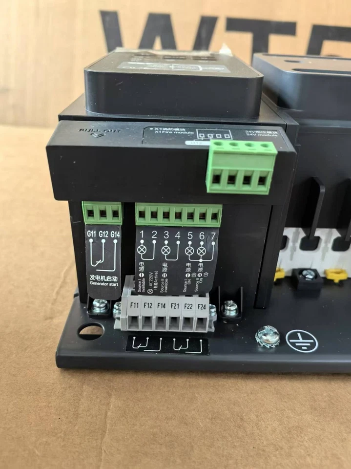 Interruptor de transferencia de energía dual Schneider WATSNB80/4F1X1 80A AC400V 50Hz WATSNB-80 Foto 4 de 4