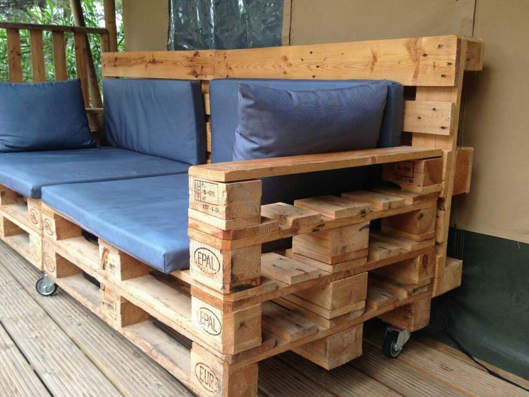 Come Costruire Divanetto Fatto Con Bancali Pallet Fai Da Te Divano