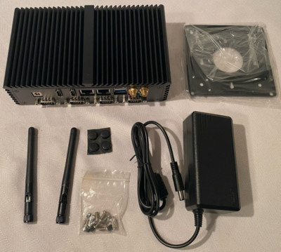 Qotom Q305p 3205u 4GB 32GB SSD Mini PC COM Serial Port IPC POS Computer RS-232