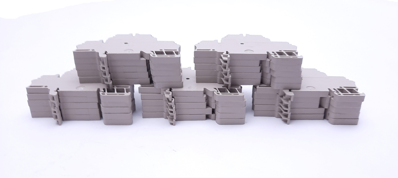Lot of 25 Weidmuller ZDK 2.5V Terminal Blocks, Tan, 500V, 20A, DIN Rail
