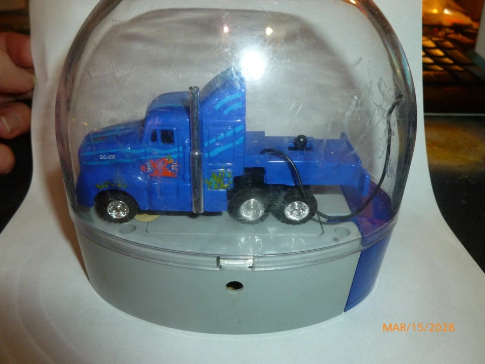 Mega Toys Megatoys RC Camión 27 MHZ DC 338 Semi Radio Control Foto 2 de 4