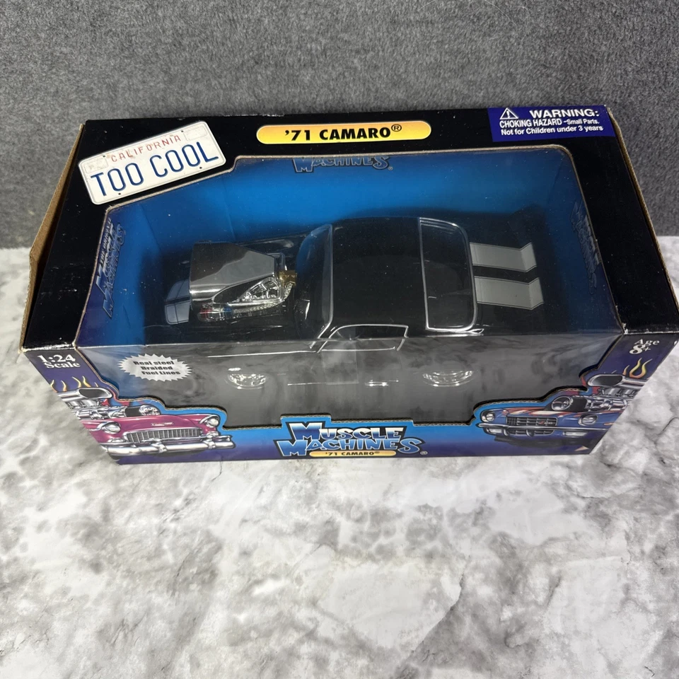 Camaro Z28 Diecast Muscle Machines escala 1/24 '71 negro con rayas blancas nuevo en caja Foto 2 de 4