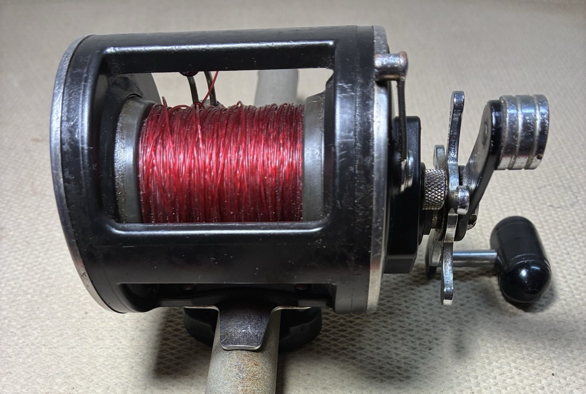 USA Penn 320 GTI Graphite Levelwind Saltwater Reel Titanium Line