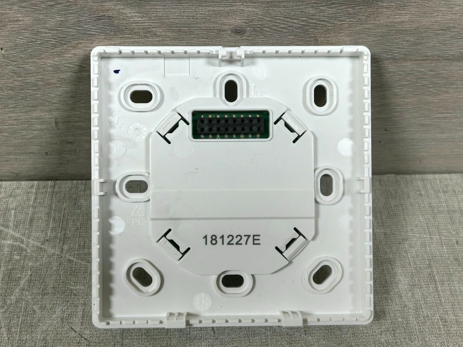 Siemens RDF600T SIEMENS RDF600T ROOM THERMOSTAT 230V 8