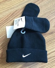 Nike Infant Boys Size 12/24M Hat and Mittens 2 Piece Set - Black w Logo