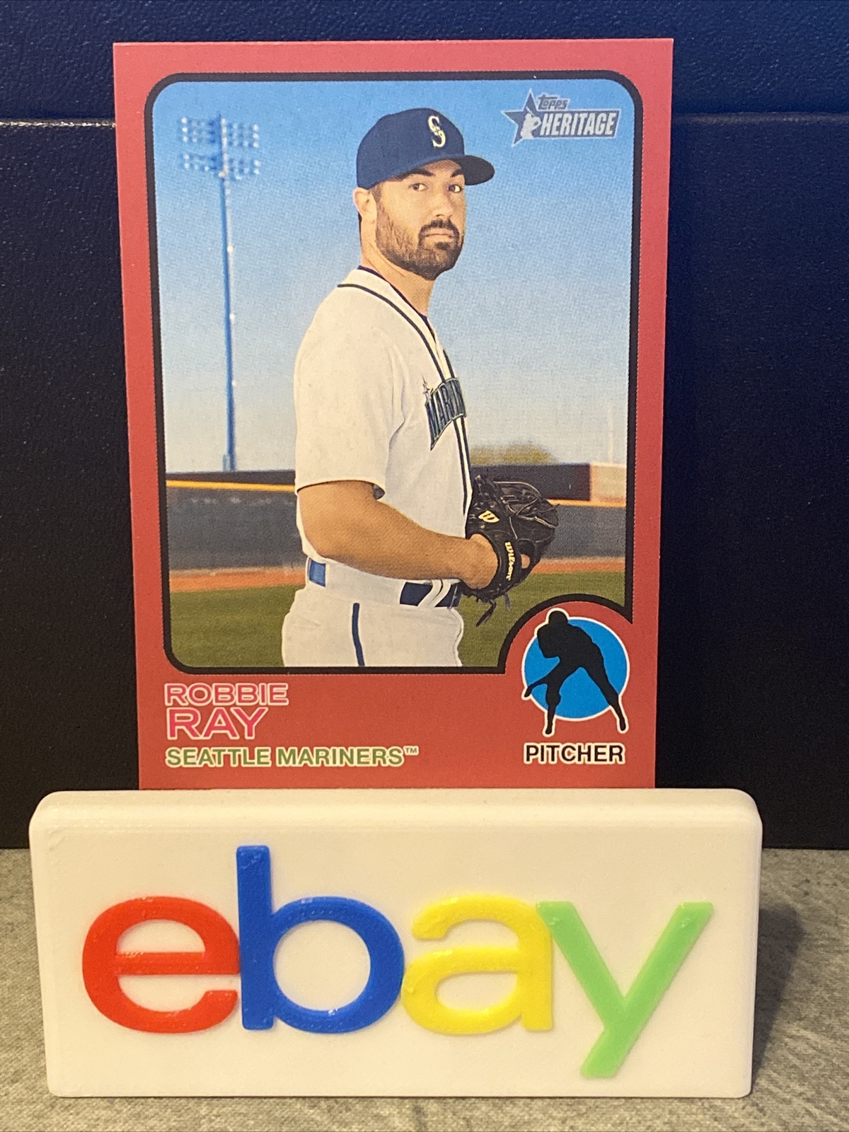 2022 Topps Heritage Baseball Robbie Ray #132 Red Border Insert