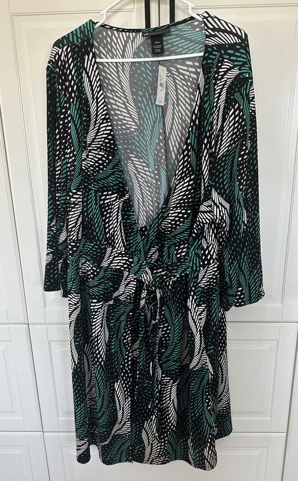 Vestido envolvente manga 3/4 Lane Bryant-talla 26/28-verde azulado, negro, blanco-iglesia-noches Foto 2 de 4