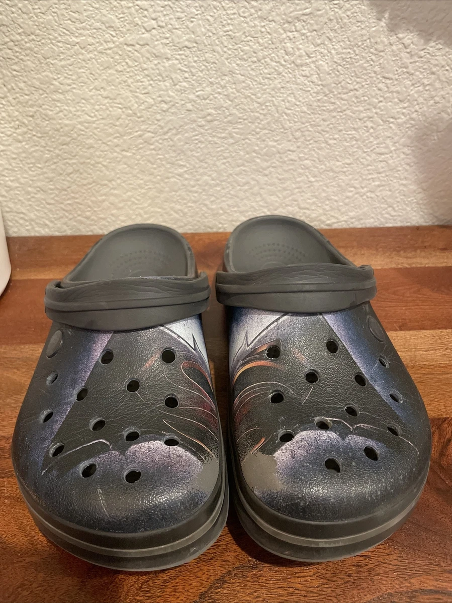 Mens batman crocs store