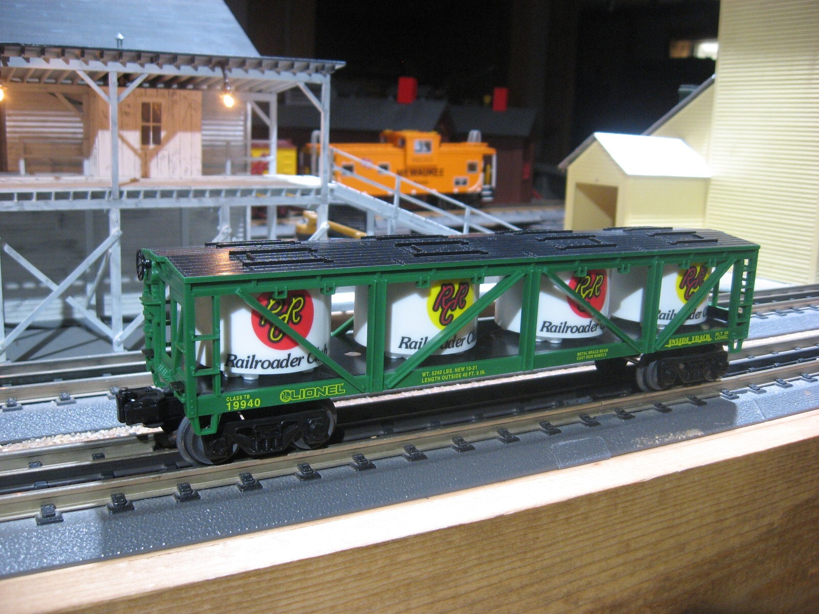 Lionel 6-19940 1996 Inside Track Vat Car * BUY IT NOW LISTING *