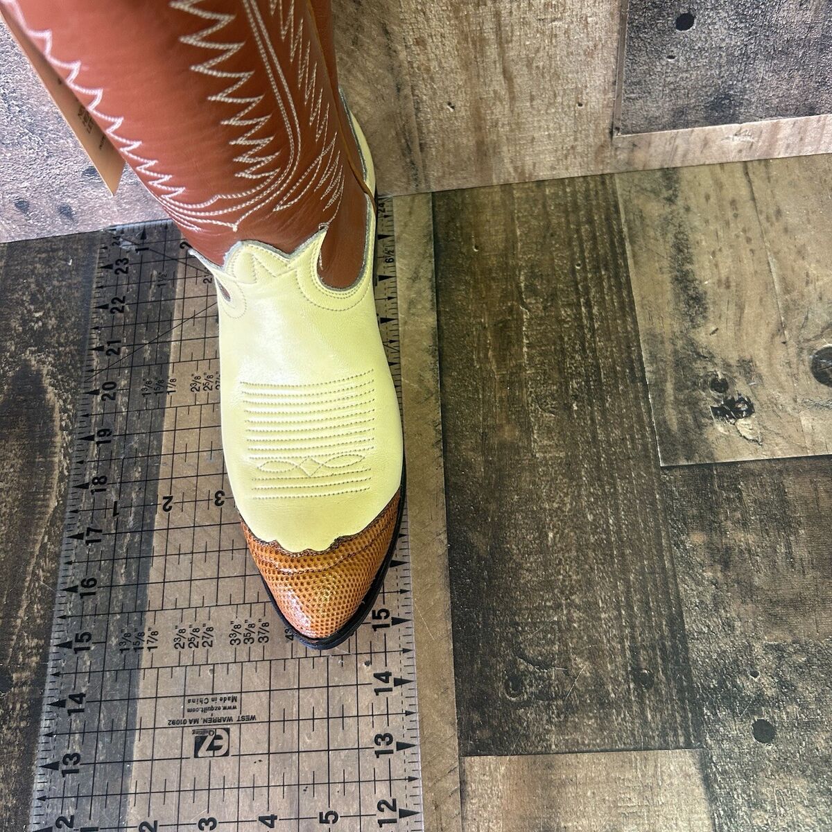 Tony Lama J0969 Vintage Lizard Wingtip Gold Label Cowboy Tony Lama J0969 Vintage Lizard Wingtip Gold Label Cowboy