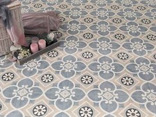 Podłoga PVC Podłoga winylowa w nostalgicznym stylu retro (1/2)