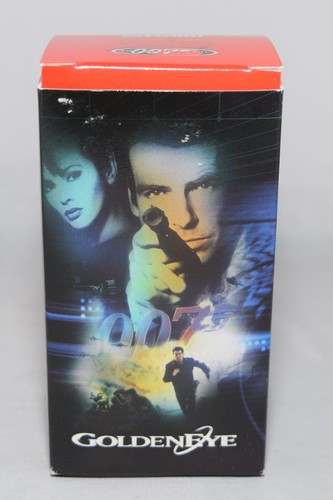 FIGURA DE OJO DORADO CORGI SPYGUISE JAMES BOND 007 BROSNAN JAMES BOND 1:32 EDICIÓN LIMITADA - Imagen 2 de 8