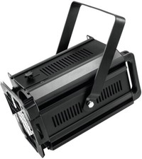 Spot teatralny EUROLITE 300/500 Antihalo sw